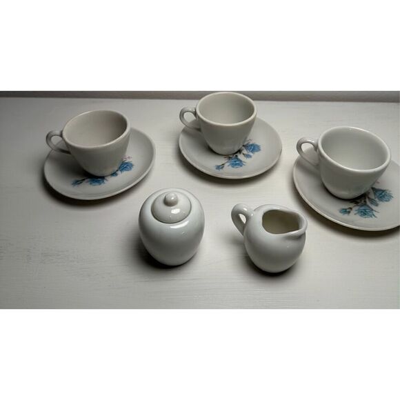 Vintage children’s blue rose design tea cups  saucers creamer sugar dish #M-1369 - Picture 7 of 7